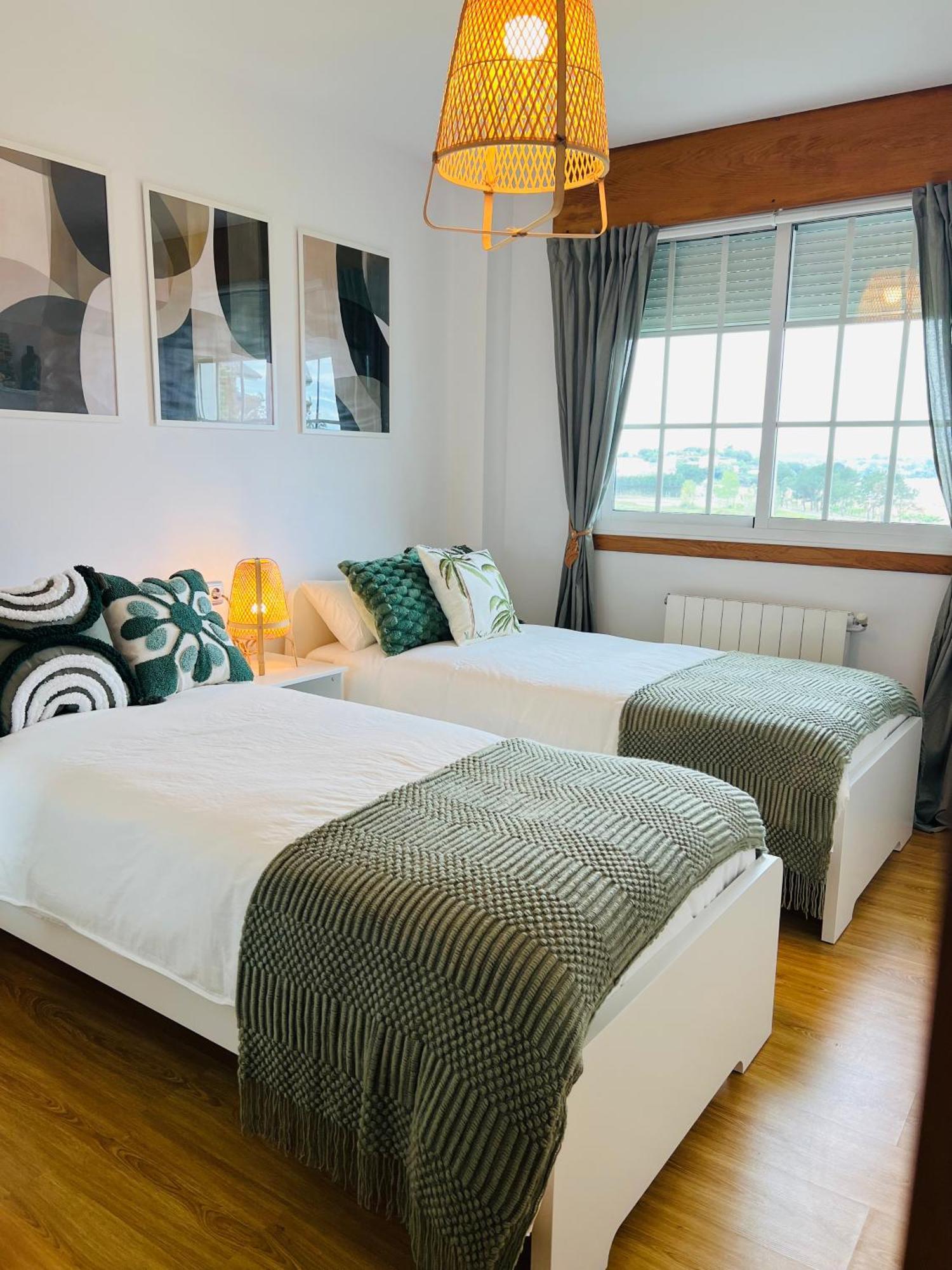 El Pedregal 2 - Playa De Mino Apartman Kültér fotó
